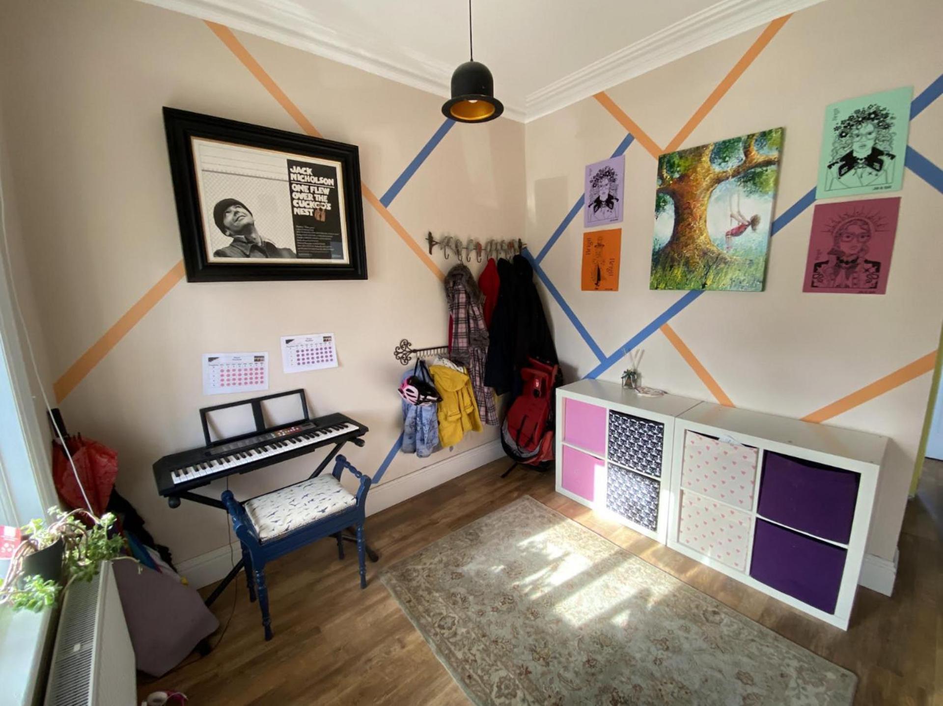 Large & Colourful Family 4bd With Kids Playground Holiday home *