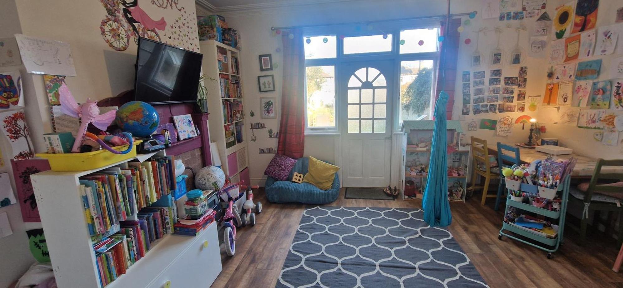 Large & Colourful Family 4bd With Kids Playground * Dublin