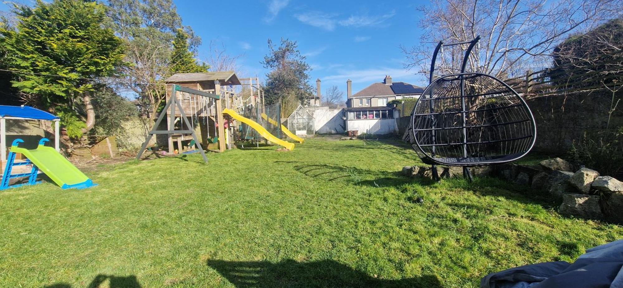 Holiday home Large & Colourful Family 4bd With Kids Playground *